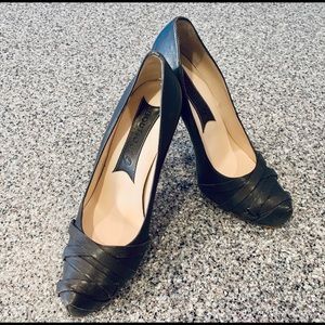 Boutique 9 Gray Pump Heels